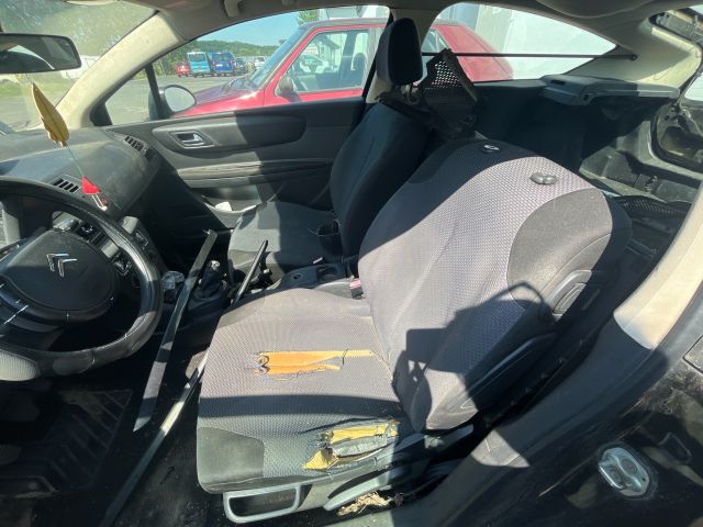 bontott CITROËN C4 Jobb első Ajtó Kárpit