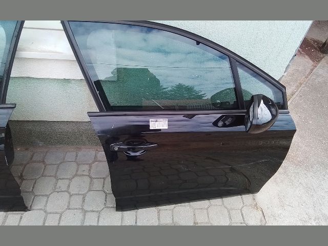 bontott CITROËN C4 Jobb első Ajtó (Részeivel)
