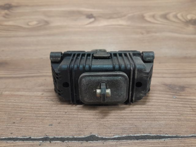 bontott CITROËN C4 Jobb első Ajtóhatároló