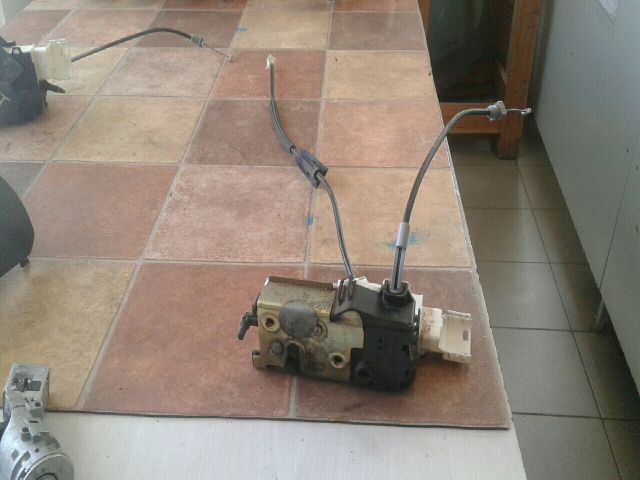 bontott CITROËN C4 Jobb első Ajtózár