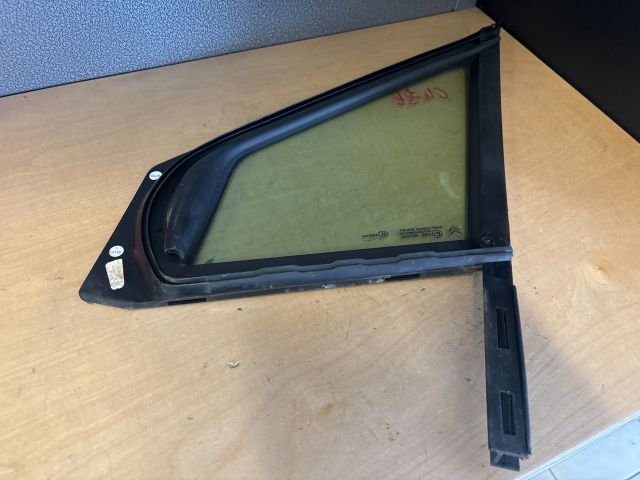 bontott CITROËN C4 Jobb első Fixüveg (Ajtóban)