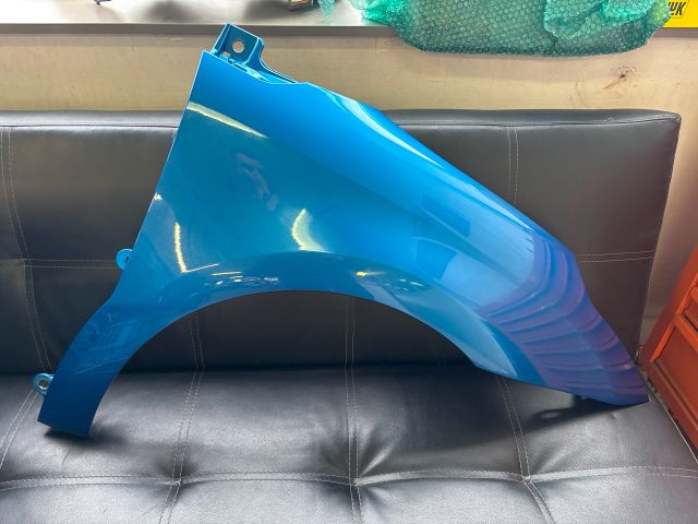 bontott CITROËN C4 Jobb első Sárvédő