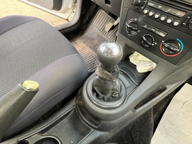 bontott CITROËN C4 Jobb első Zsanér