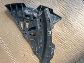 bontott CITROËN C4 Jobb Fényszóró Tartó