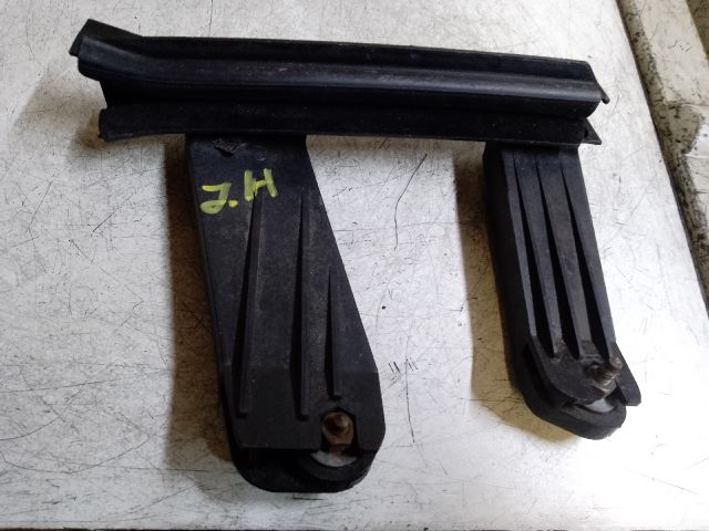 bontott CITROËN C4 Jobb hátsó Ablak Sín