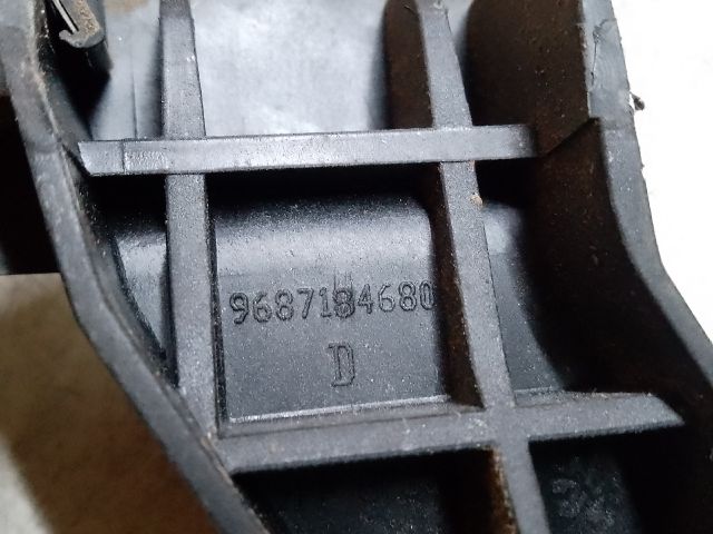 bontott CITROËN C4 Jobb hátsó Ablak Sín