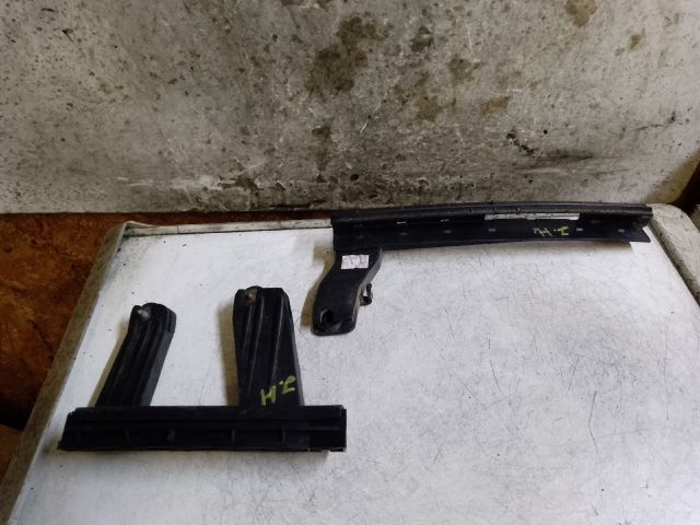 bontott CITROËN C4 Jobb hátsó Ablak Sín