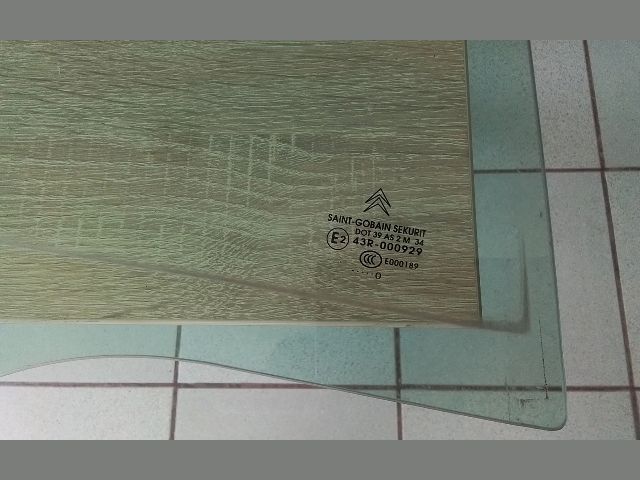 bontott CITROËN C4 Jobb hátsó Ablak