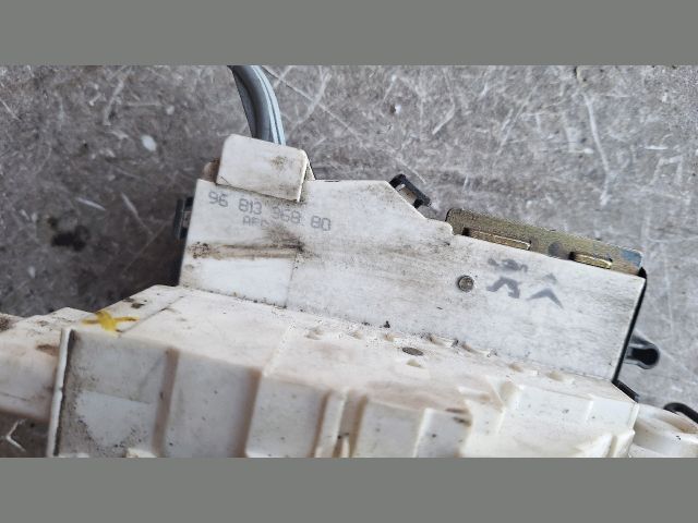 bontott CITROËN C4 Jobb hátsó Ajtózár