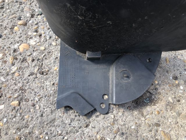 bontott CITROËN C4 Jobb hátsó Dobbetét (Kerékjárati, Műanyag)