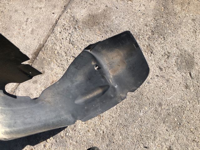 bontott CITROËN C4 Jobb hátsó Dobbetét (Kerékjárati, Műanyag)