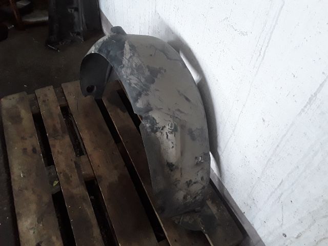 bontott CITROËN C4 Jobb hátsó Dobbetét (Kerékjárati, Műanyag)