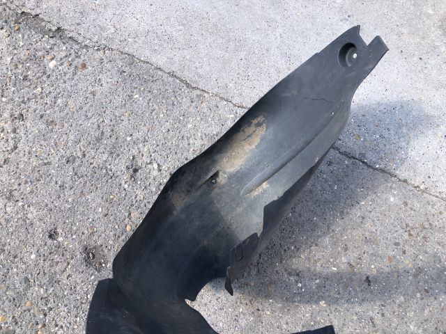 bontott CITROËN C4 Jobb hátsó Dobbetét (Kerékjárati, Műanyag)