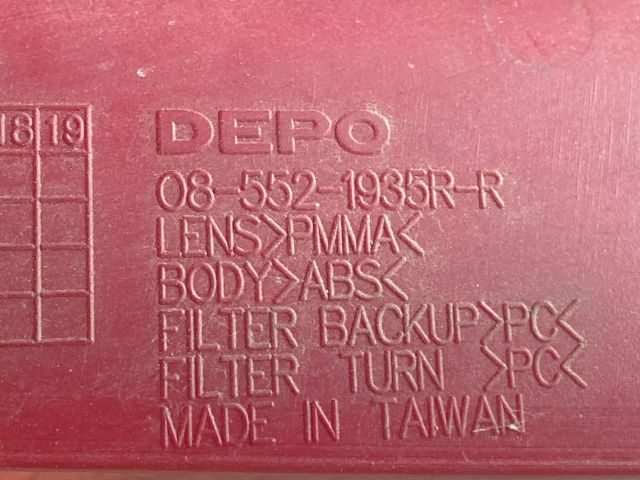 bontott CITROËN C4 Jobb Hátsó Lámpa