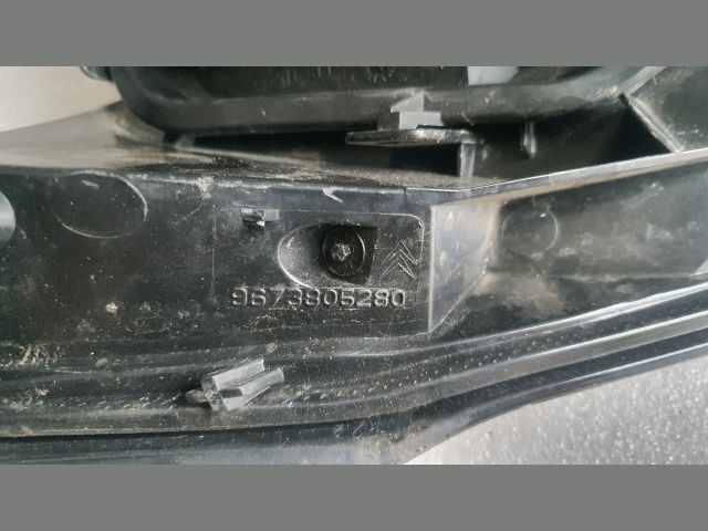 bontott CITROËN C4 Jobb Hátsó Lámpa