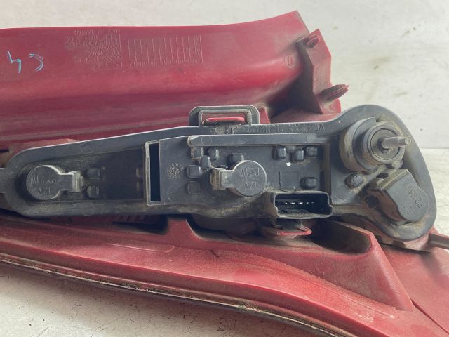 bontott CITROËN C4 Jobb Hátsó Lámpa