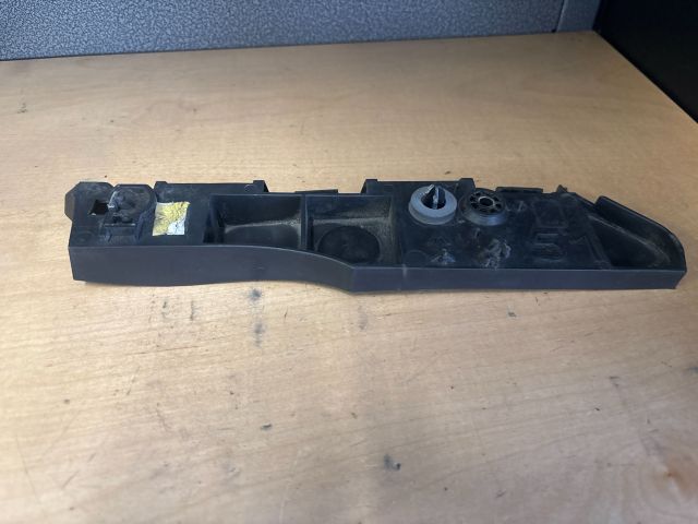 bontott CITROËN C4 Jobb hátsó Lökhárító Tartó (Műanyag)