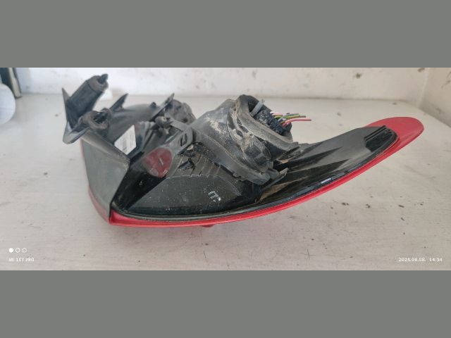 bontott CITROËN C4 Jobb Külső Hátsó Lámpa