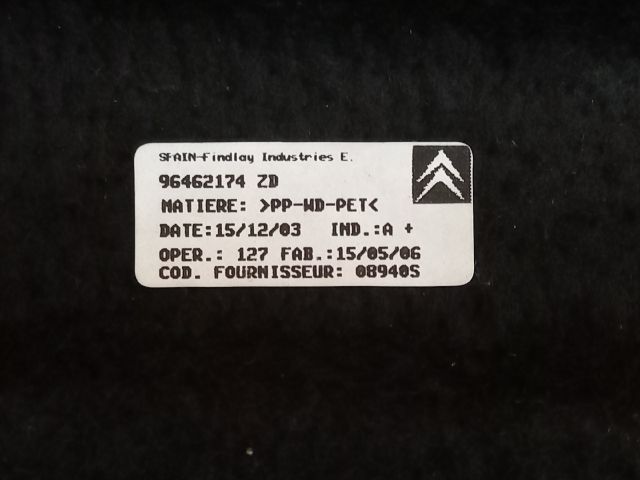 bontott CITROËN C4 Kalaptartó