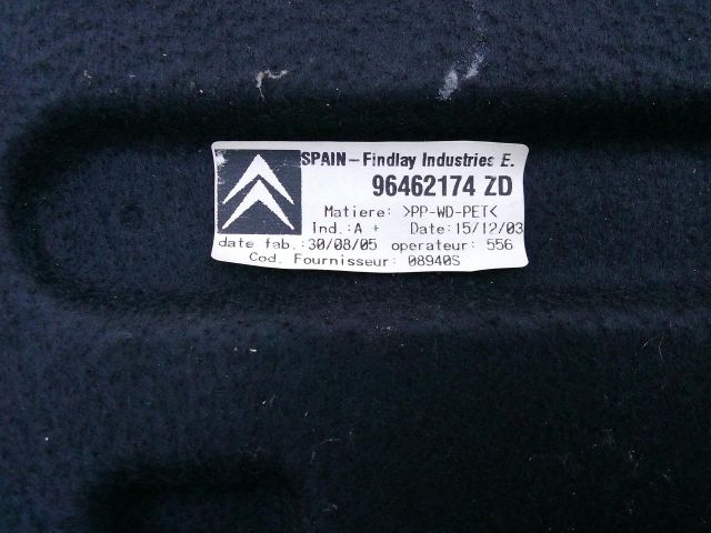 bontott CITROËN C4 Kalaptartó