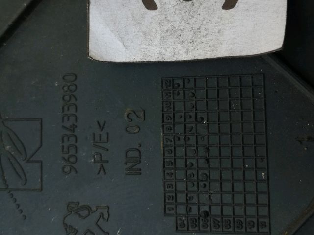 bontott CITROËN C4 Ködfényszóró (Pozíciófüggetlen)