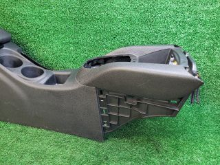 bontott CITROËN C4 Könyöklő