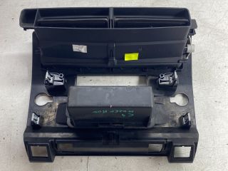 bontott CITROËN C4 Középső Szellőző