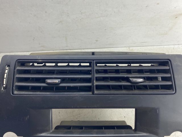 bontott CITROËN C4 Középső Szellőző