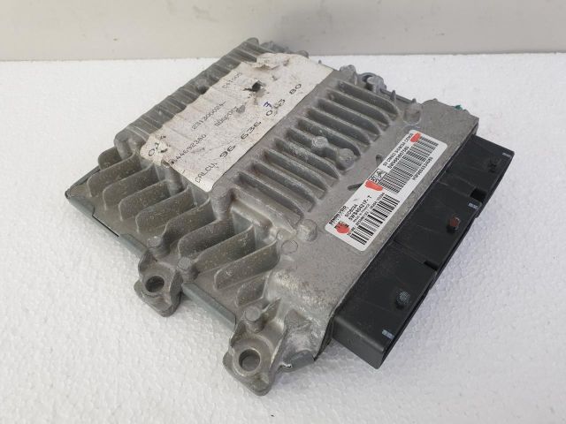 bontott CITROËN C4 Motorvezérlő