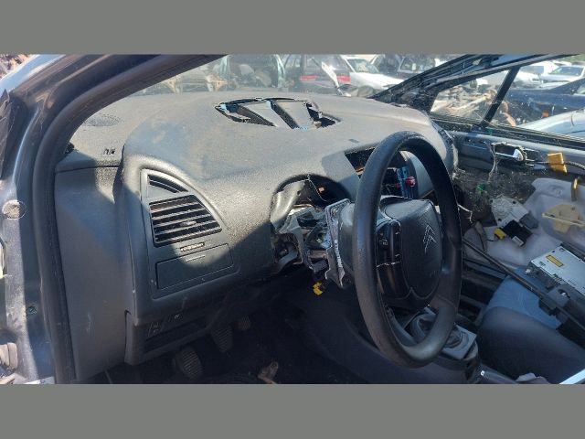 bontott CITROËN C4 Műszerfal Héj