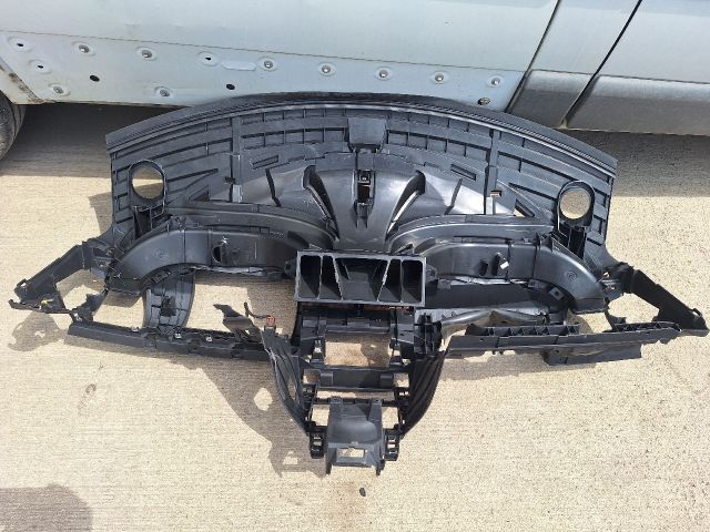 bontott CITROËN C4 Műszerfal Héj