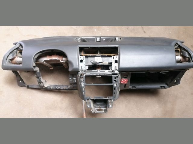 bontott CITROËN C4 Műszerfal Héj