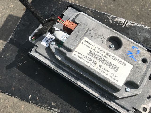 bontott CITROËN C4 Navigációs Fejegység