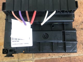 bontott CITROËN C4 PICASSO Biztosítéktábla Motortér