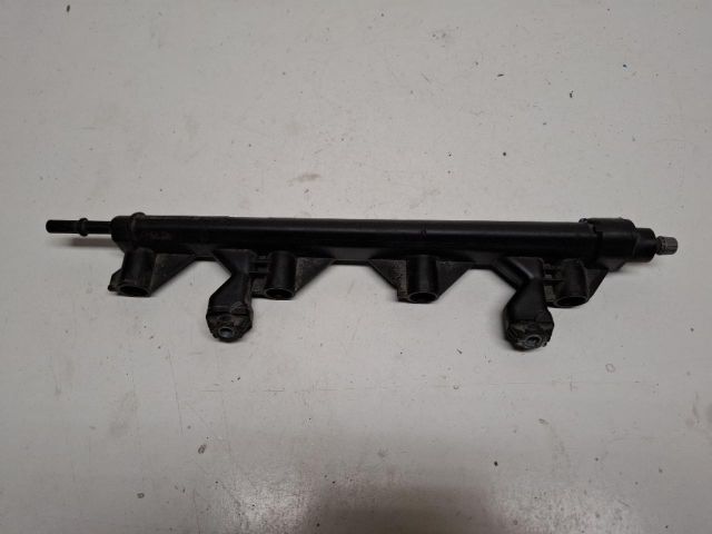 bontott CITROËN C4 PICASSO Nagynyomású Üzemanyag Gyűjtőcső