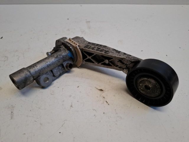 bontott CITROËN C4 PICASSO Szíjfeszítő Görgő