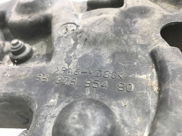 bontott CITROËN C4 PICASSO Alsó Vezérlés Burkolat