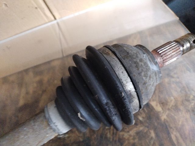 bontott CITROËN C4 PICASSO Bal Féltengely