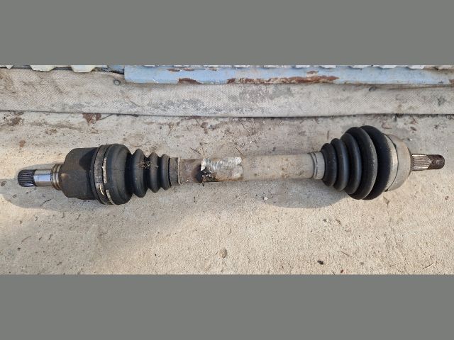 bontott CITROËN C4 PICASSO Bal Féltengely