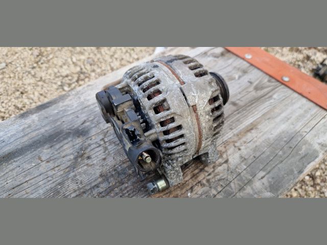 bontott CITROËN C4 PICASSO Generátor