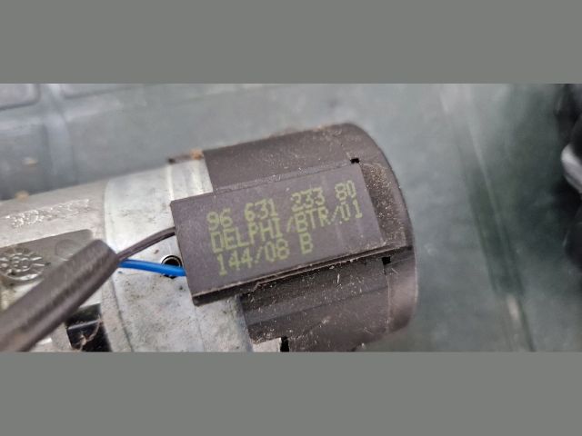 bontott CITROËN C4 PICASSO Gyújtáskapcsoló Házzal