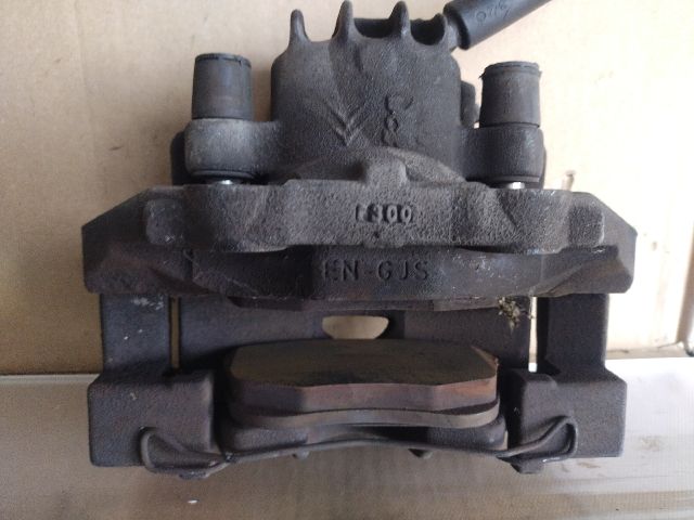 bontott CITROËN C4 PICASSO Jobb első Féknyereg Munkahengerrel