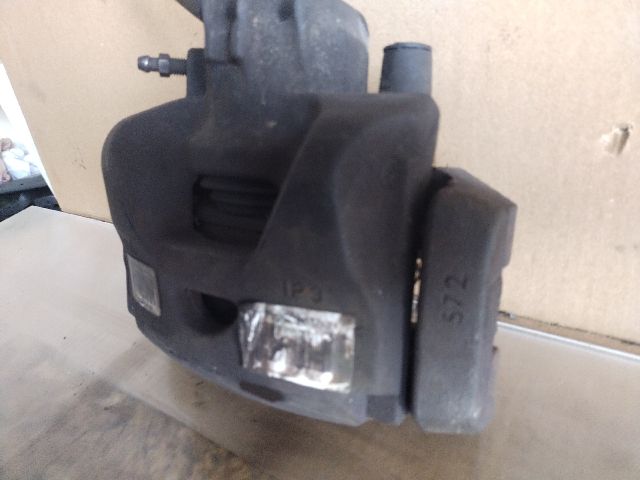 bontott CITROËN C4 PICASSO Jobb első Féknyereg Munkahengerrel