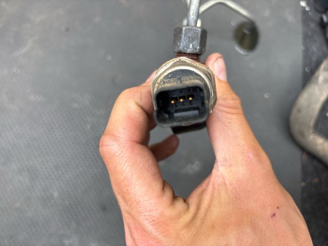 bontott CITROËN C4 PICASSO Közösnyomócső