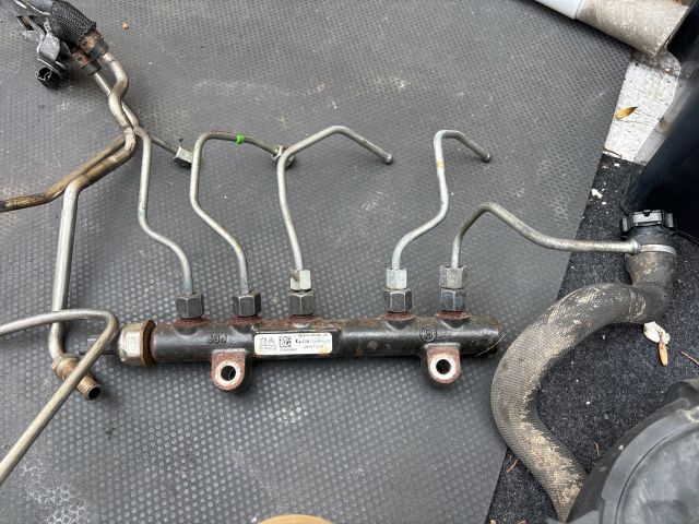 bontott CITROËN C4 PICASSO Közösnyomócső