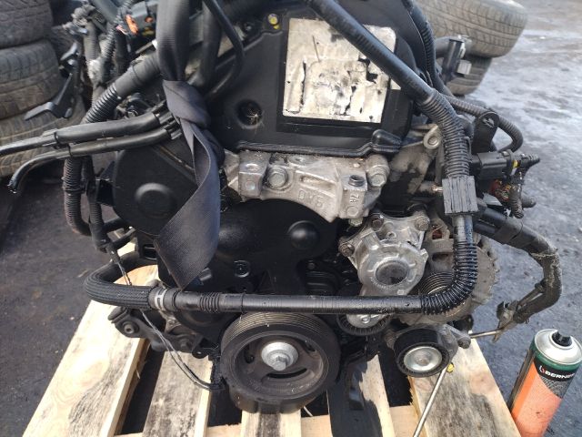 bontott CITROËN C4 PICASSO Motor (Fűzött blokk hengerfejjel)