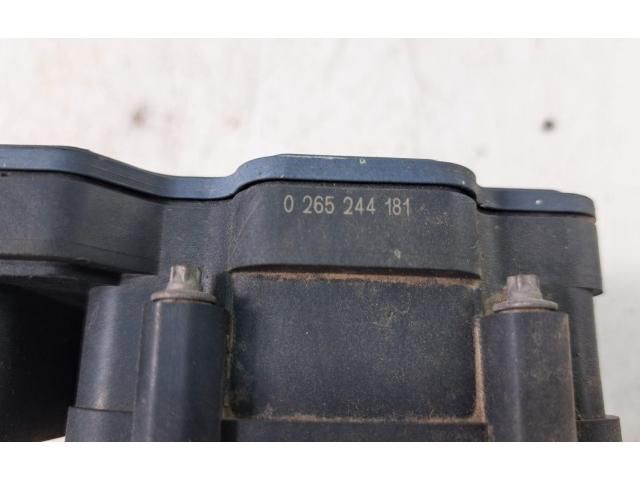 bontott CITROËN C4 PICASSO ABS Kocka