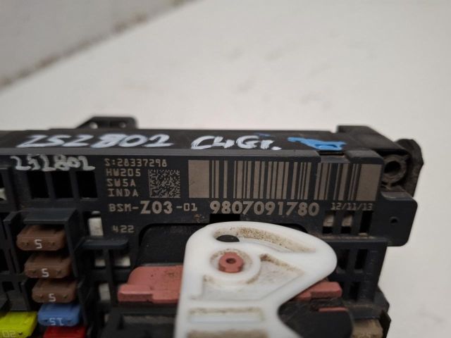 bontott CITROËN C4 PICASSO Biztosítéktábla Motortér