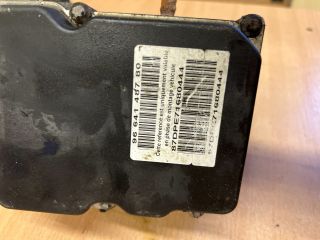 bontott CITROËN C4 PICASSO ABS Kocka