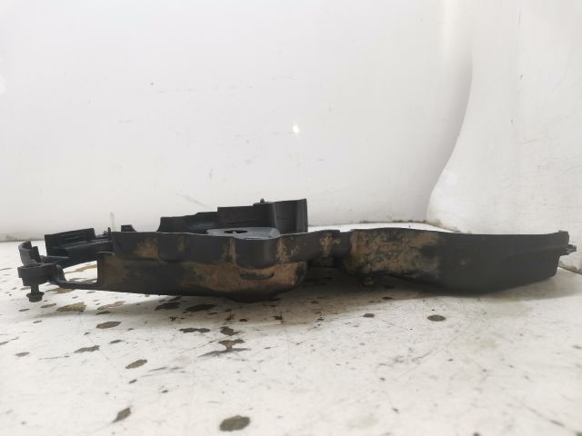 bontott CITROËN C4 PICASSO Alsó Vezérlés Burkolat